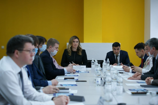 Руководитель Полярного Филиала ВНИРО Вячеслав Мухин принял участие в заседании круглого стола, состоявшегося в рамках Стартап- тура Фонда «Сколково» в Мурманске.