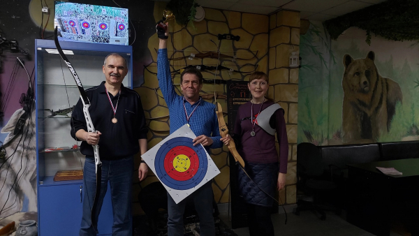 Сотрудники Полярного филиала приняли участие в соревнованиях по стрельбе из лука